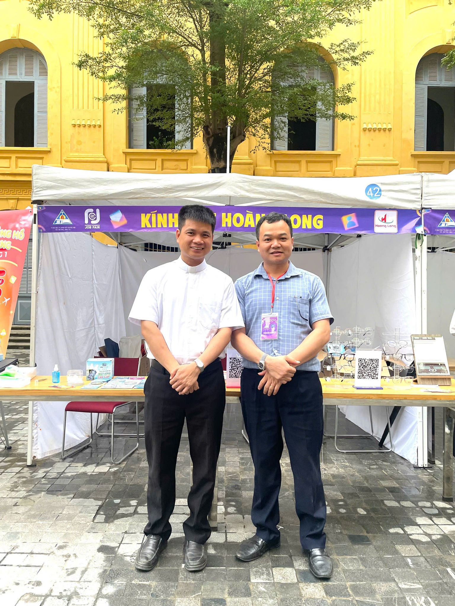 ngay hoi viec lam