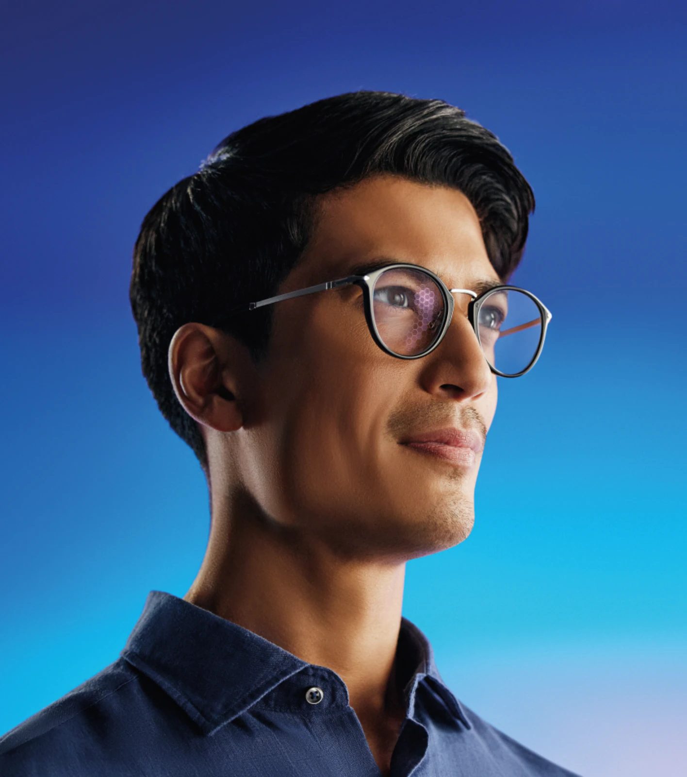 kinh da trong essilor